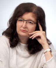 dr Elżbieta Zarych